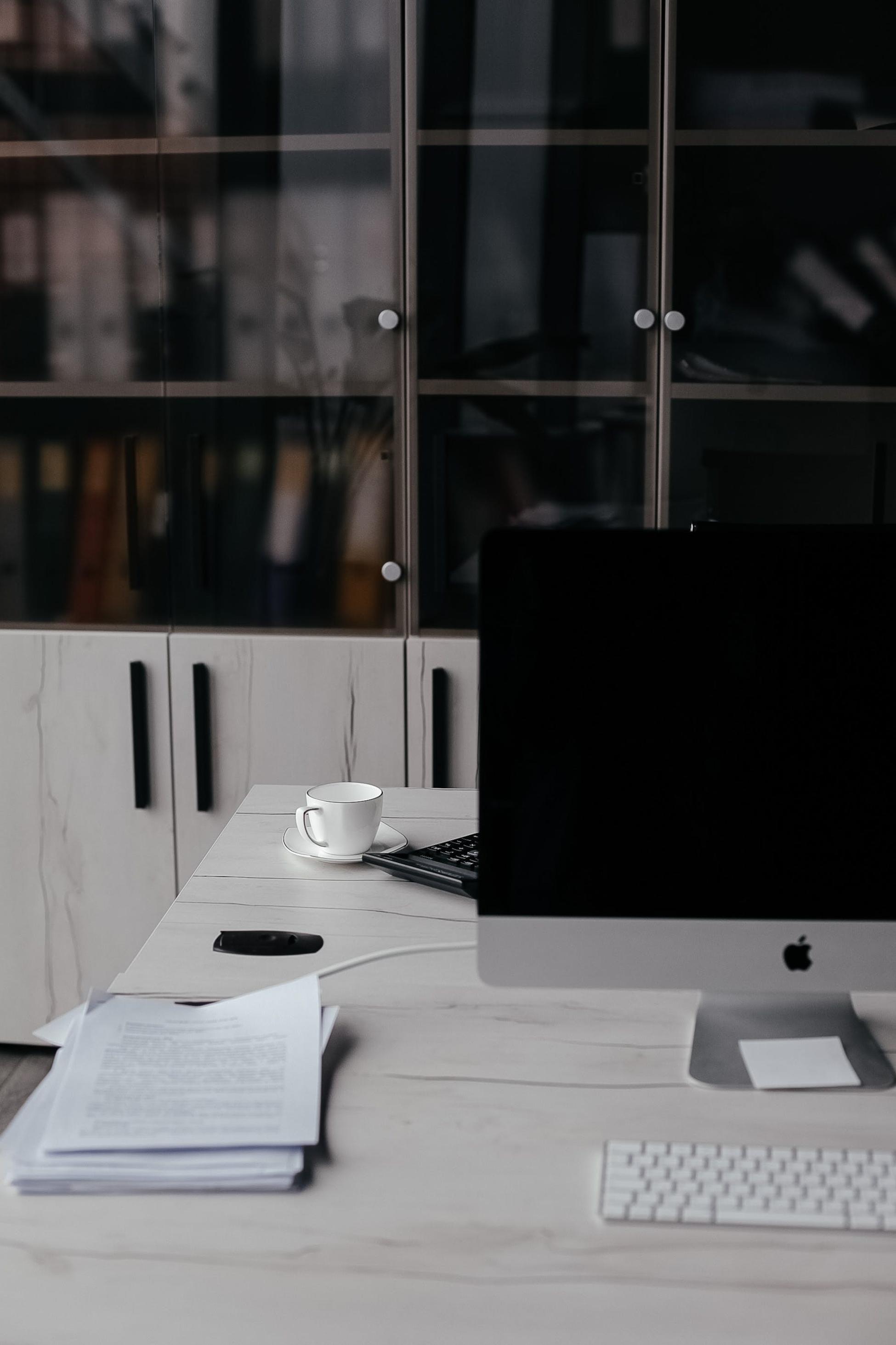 how to clean a mac keyboard